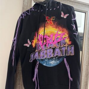 HERUZ Mexican Brand Black Hoodie with Purple and Pink Accents